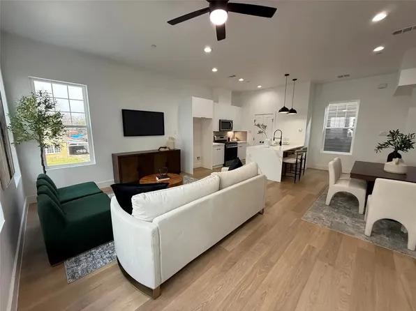 629 N Tyler St #108, Dallas, TX 75208