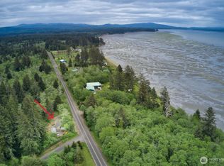 210 Bay Center Rd, South Bend, WA 98586