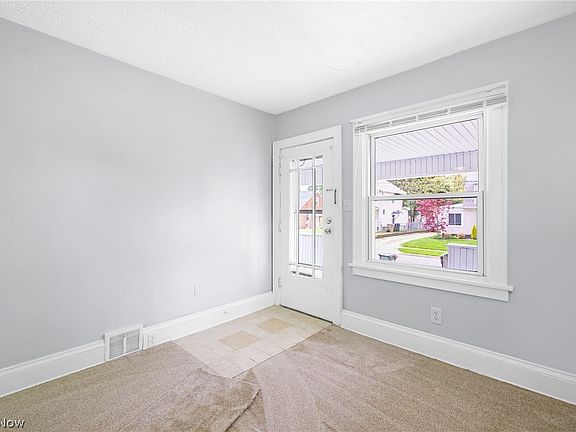 4th image of 2683 7th St