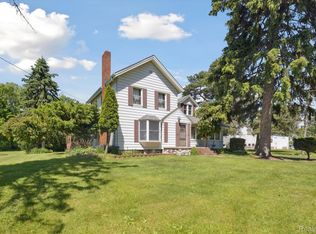 5533 Fowlerville Rd, Fowlerville, MI 48836