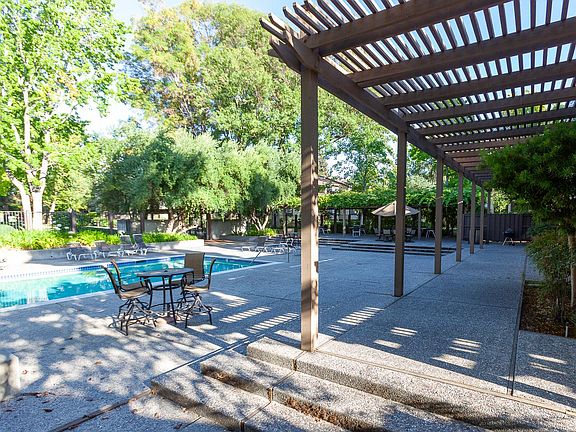 3rd image of 765 San Antonio Rd APT 70