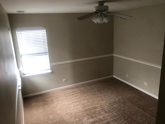 5th image of 549 Woodhaven Dr