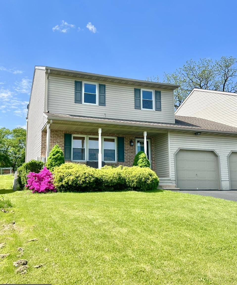 546 Wyatt Dr, Blandon, PA 19510 Zillow