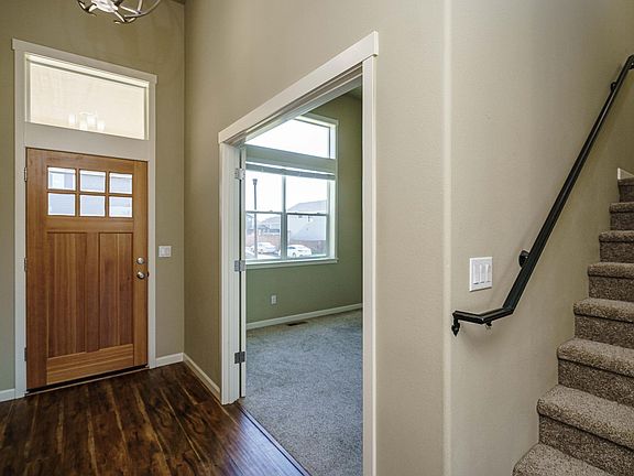 3rd image of 10806 NE 109th St