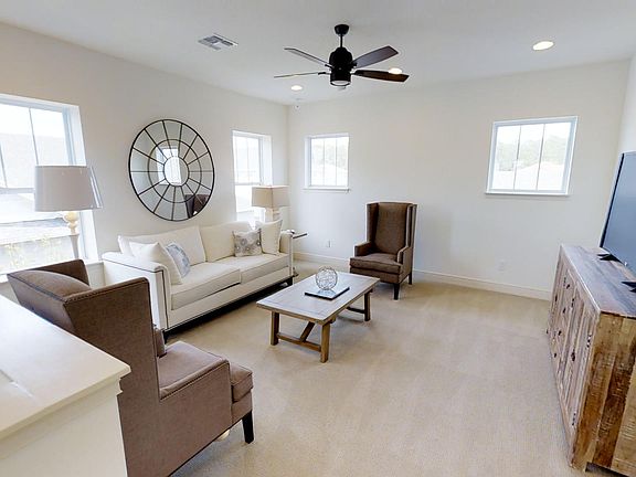 Weslyn Park - Emory Interior Image 4