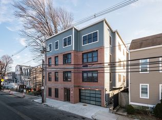 119 Addison St #2, Boston, MA 02128