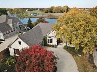 1811 Belter Ct, Geneva, IL 60134