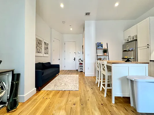 Rented by MADEHOME | media 59