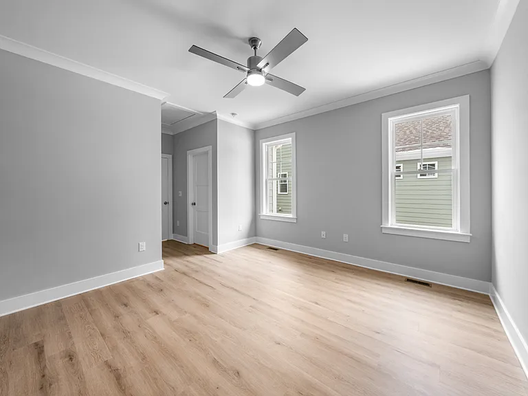 2805 Fawn Ave #B — Photo 16