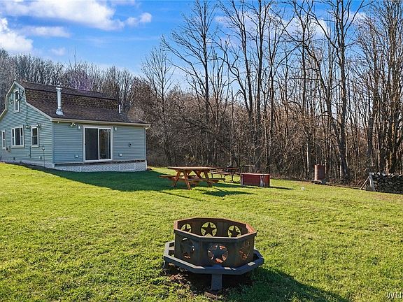 4th image of 4334 Town Line Rd #9