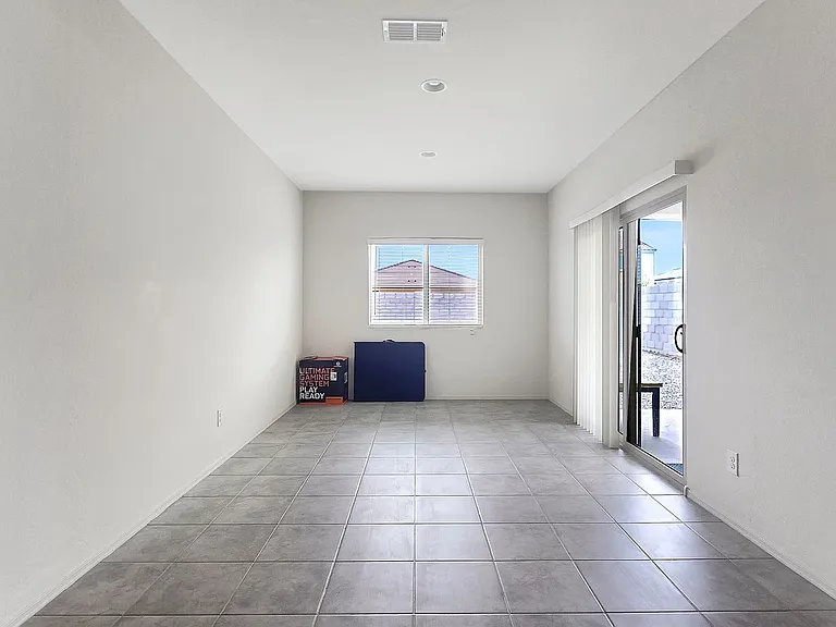 5074 S 251st Dr — Photo 19