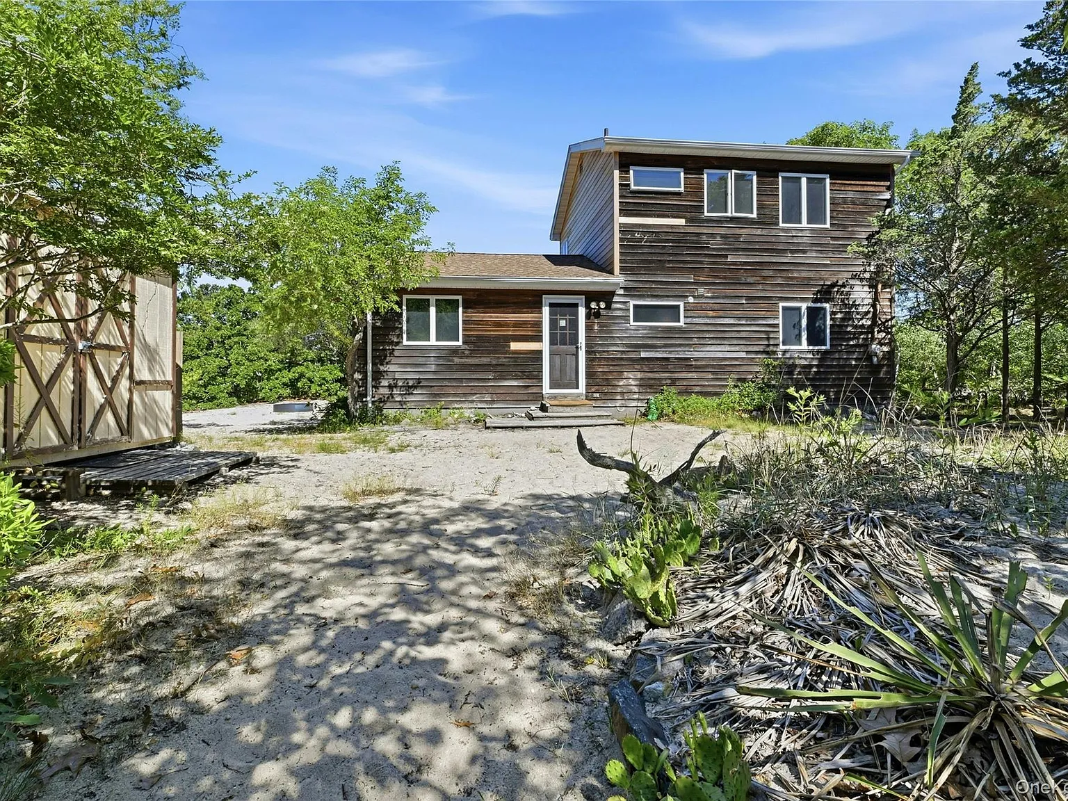 Two week minimum rental. — Photo 2
