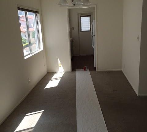 5th image of 1852 Kelton Ave #5