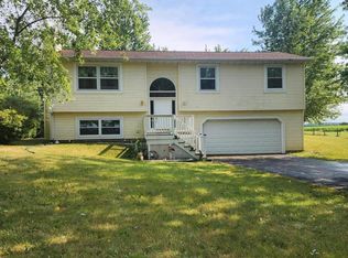 27109 1st St, Kansasville, WI 53139