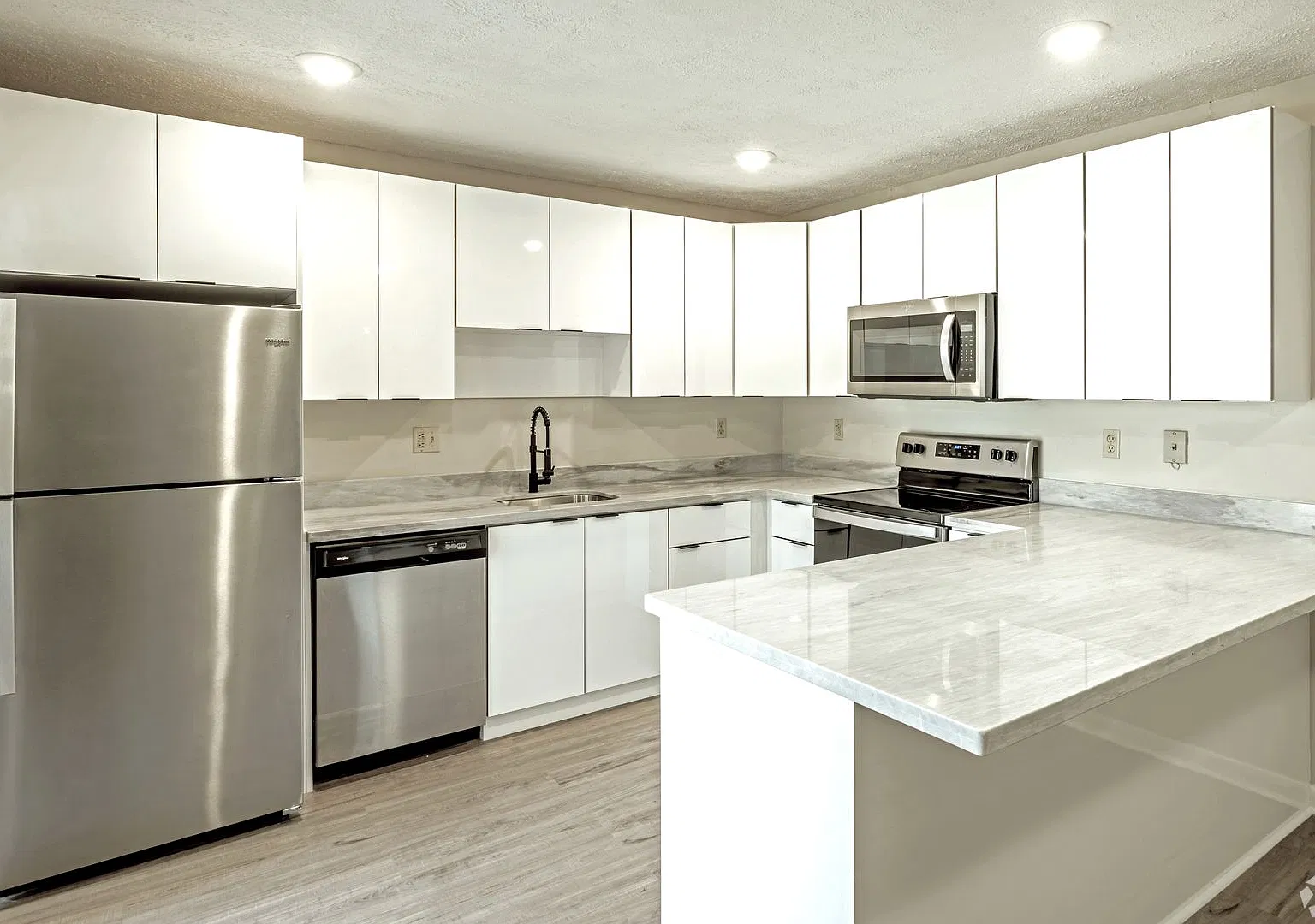 Sabal Palm Villas — Photo 4