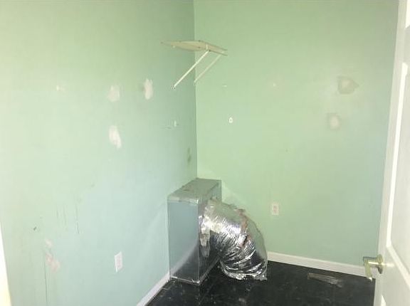 3rd image of 209 Sawdust Trl