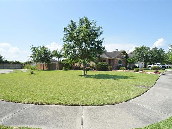 3rd image of 3227 Mystic Port Ln