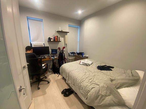 5th image of 195 Stanton St APT 5G