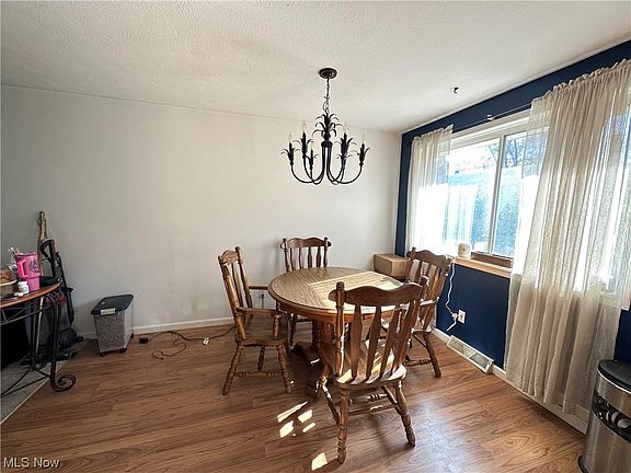 4th image of 6200 Maxwell Dr