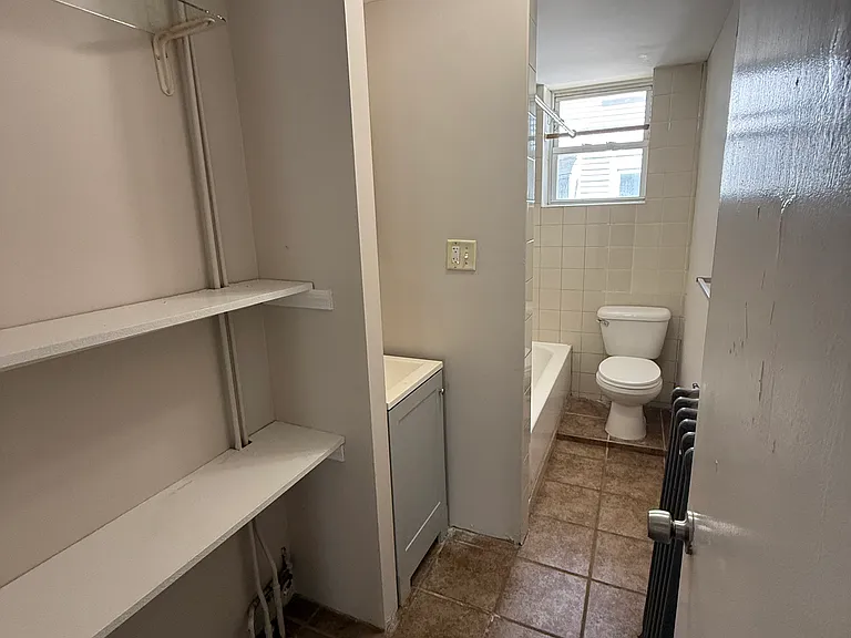 16 Fairview St #2 — Photo 9