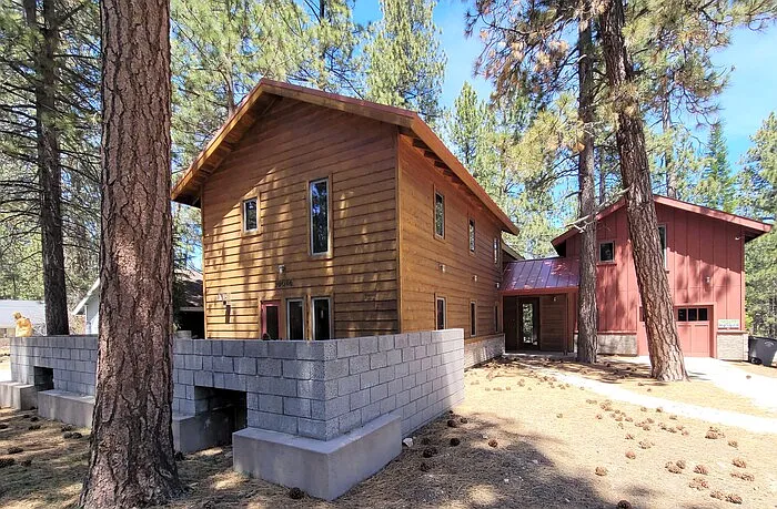 3 bed, 3.0 bath, 2273 sqft, $2,750 — Photo 1