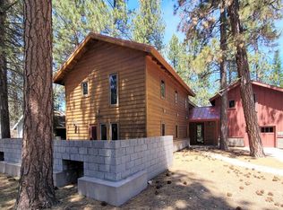 39046 Robin Rd, Big Bear Lake, CA 92315