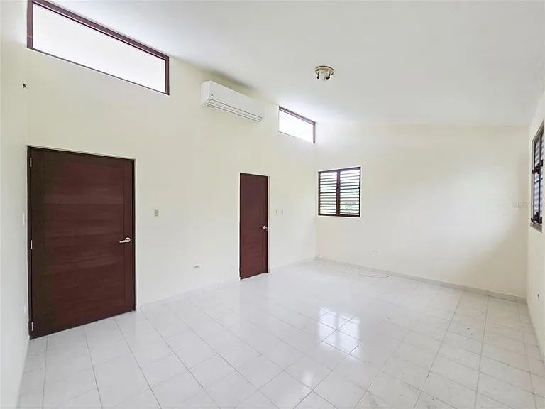 701 Calle Azorin — Photo 19