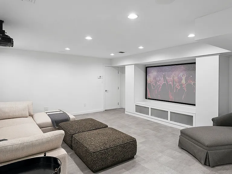 42 Broidy Ln — Photo 15