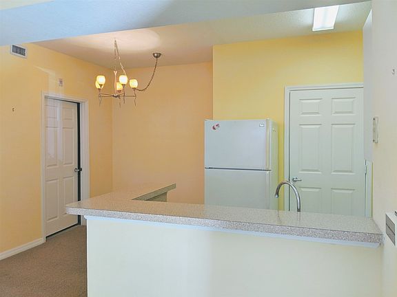 4th image of 24104 Harbour Vista Cir