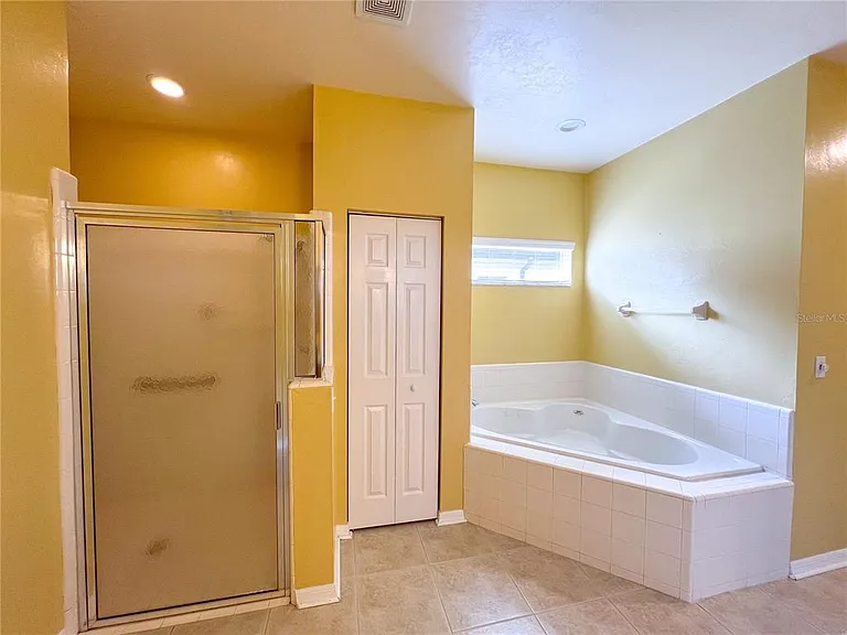 8436 SW 77th Ave — Photo 13