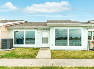 10419 Schaper Dr, Galveston, TX 77554