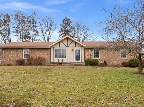 703 Lucien Dr, Goodlettsville, TN 37072