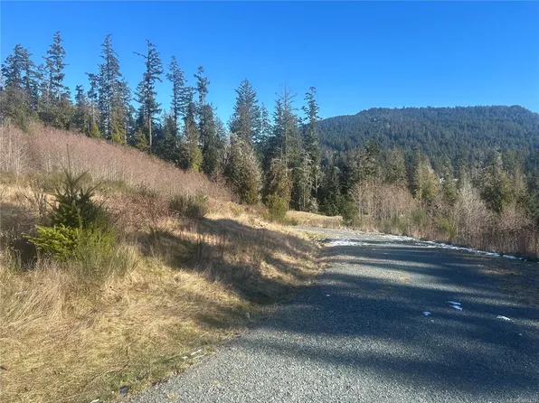 2455 Phillips Rd, Sooke, BC V9Z 0Y3