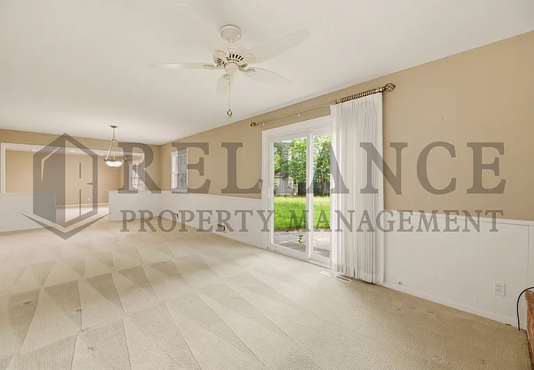 6517 E Elm St — Photo 16