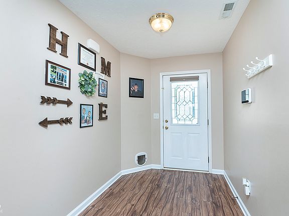 4th image of 2306 McGregor Dr