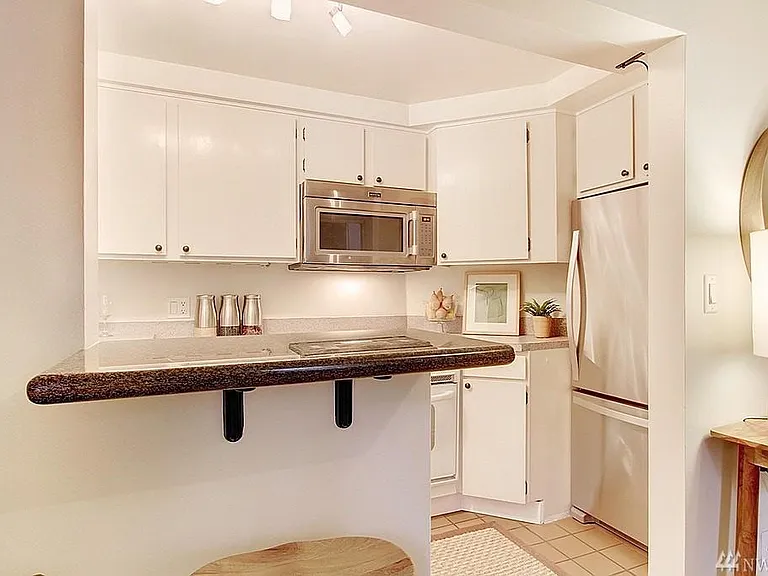 2700 4th Ave #207 — Photo 13
