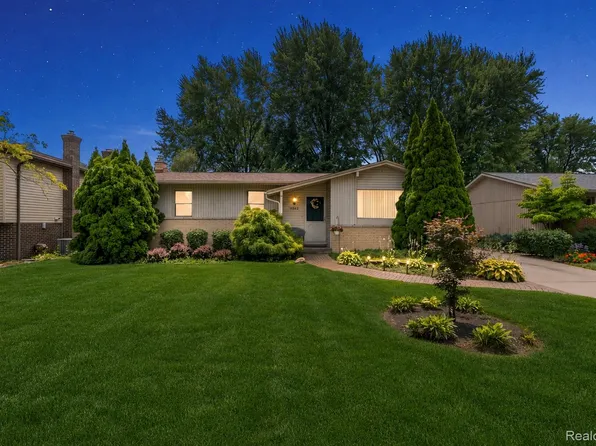 5242 Mansfield Ave, Sterling Heights, MI 48310