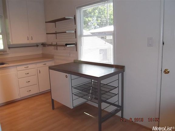 4th image of 803 Homewood Dr