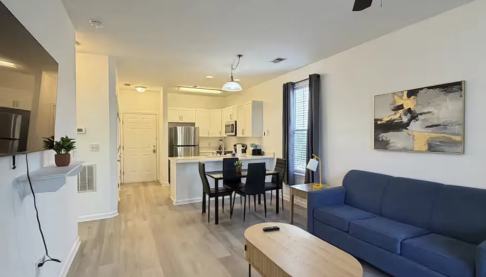 2 bed, 1150 sqft, $1,800 — Photo 2