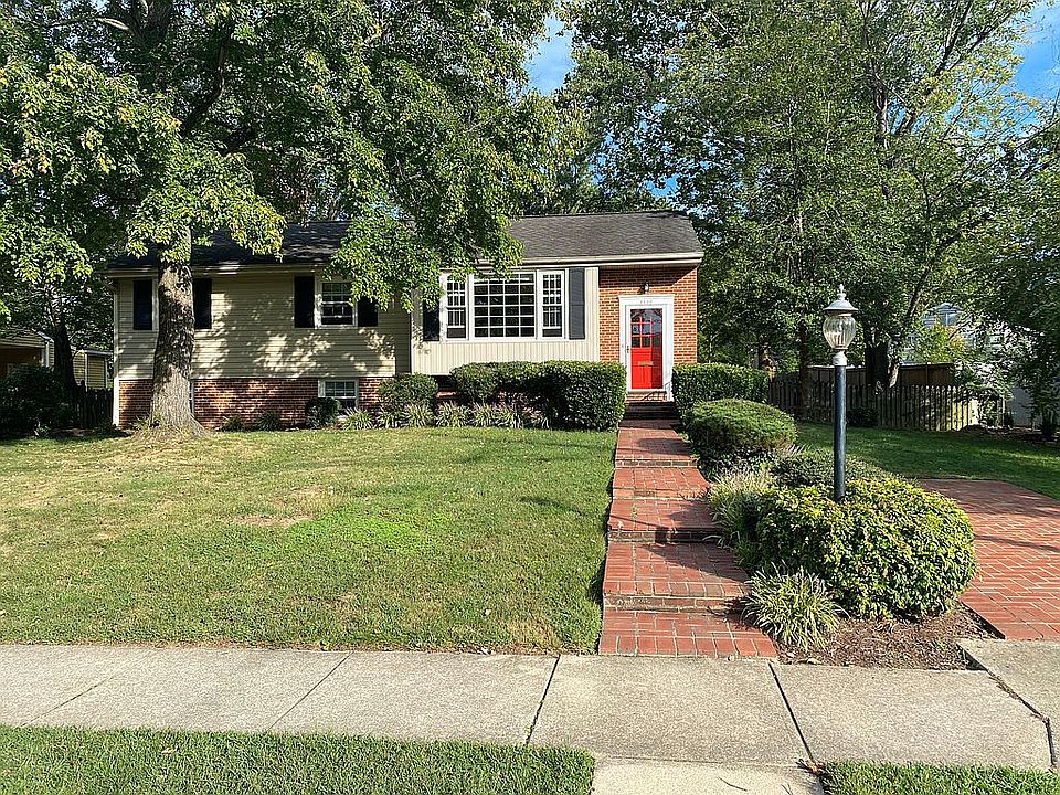 1st image of 8505 Crossley Pl