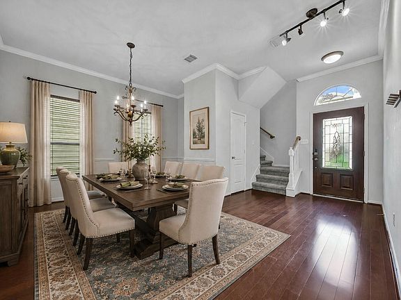 3rd image of 2618 Shady Acres Ct