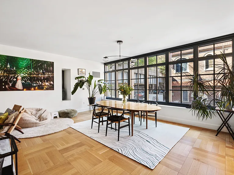 500 W 21st St #A — Photo 7