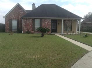 1011 Springlake Dr, Baton Rouge, LA 70810