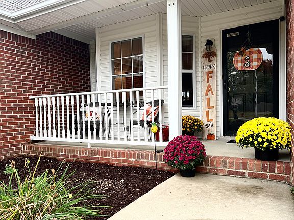 2nd image of 113 Crowe Ln