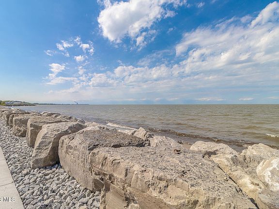 3rd image of 158 Clinton Reef Dr #158
