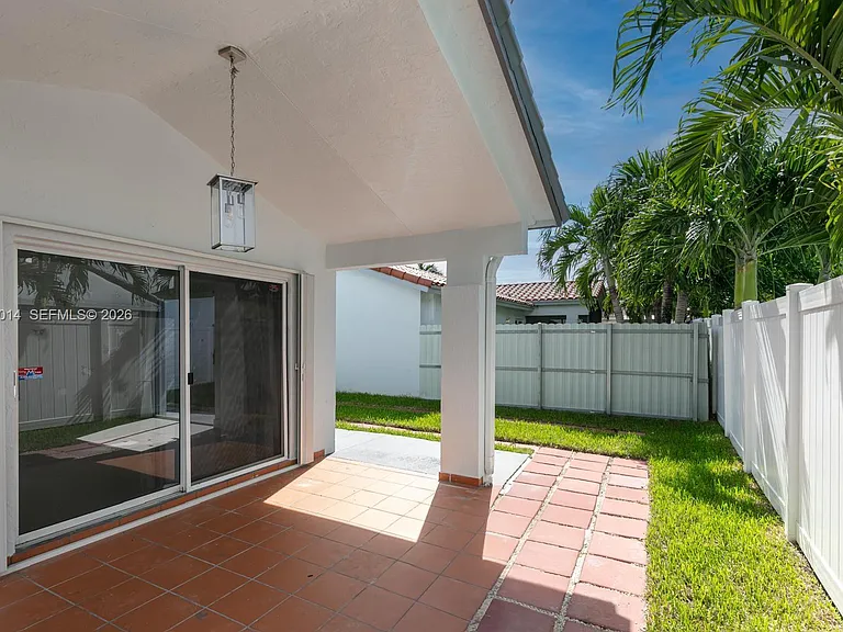 1938 SW 137th Ct — Photo 26