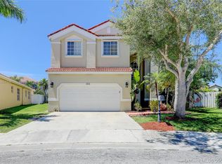 624 Cambridge Ter, Weston, FL 33326