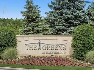 739 Verona Dr, Melville, NY 11747