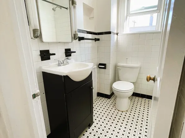 62 Liberty Avenue image 10 of 14