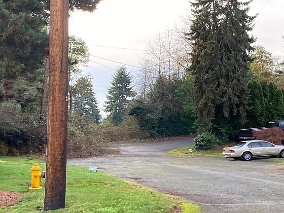 5th image of 19607 10th Ave S